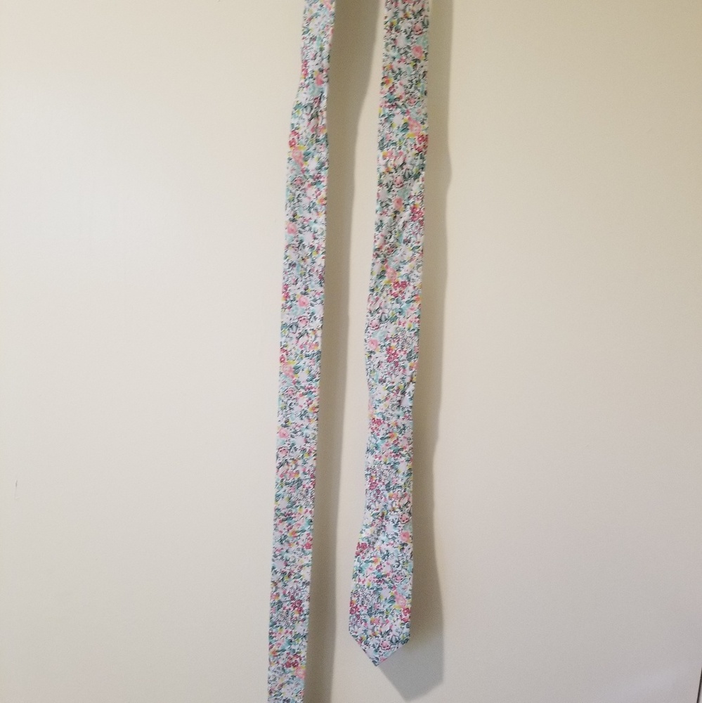 Express silk Floral tie